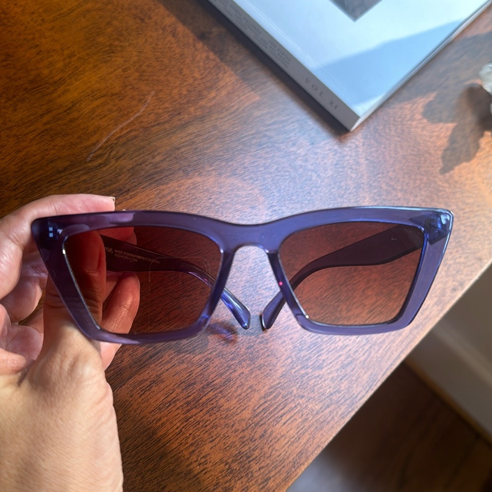 & Other Stories purple sunglasses - Picture 5 of 5